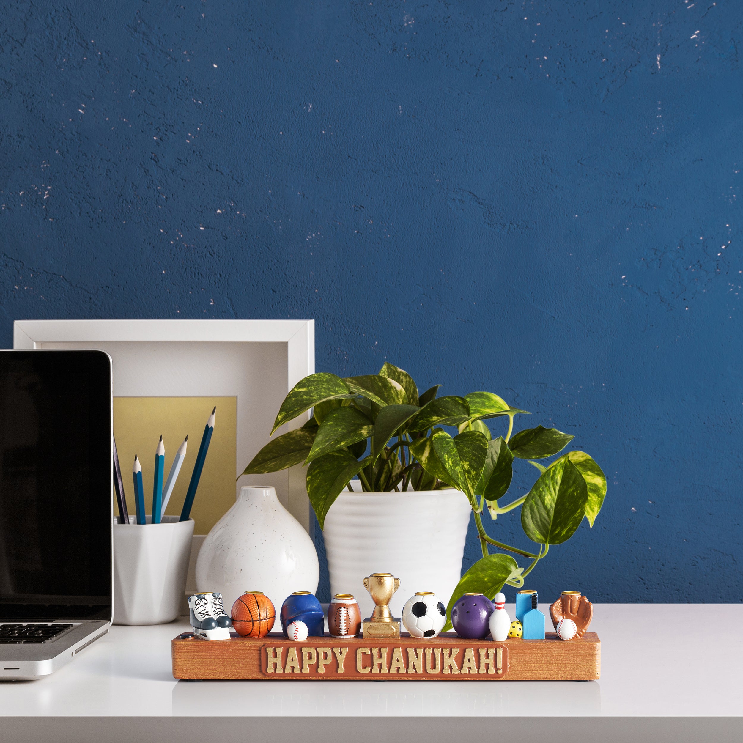 חנוכיית ילדים ספורט